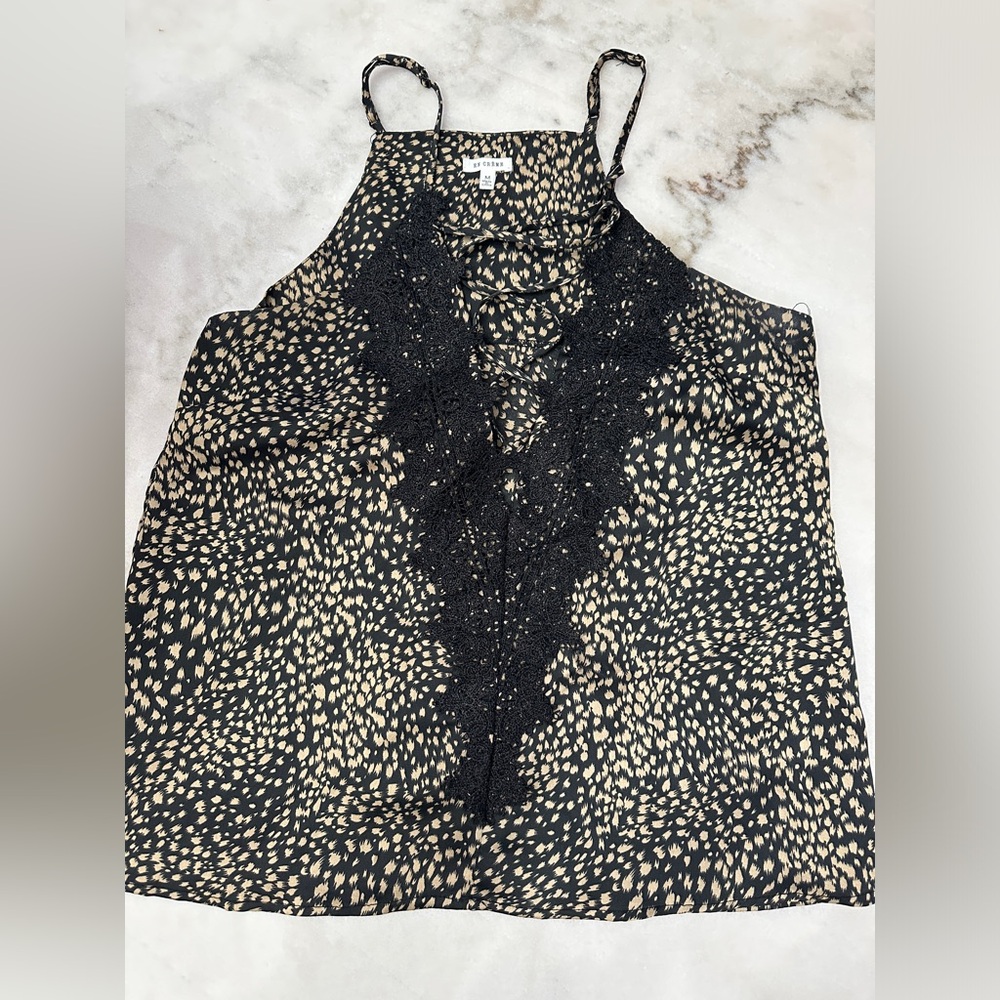 Leopard print satin lace up front tank top size medium new without tags